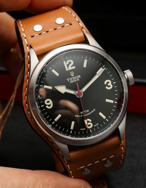 tudor heritage ranger on the wrist|tudor heritage ranger lug.